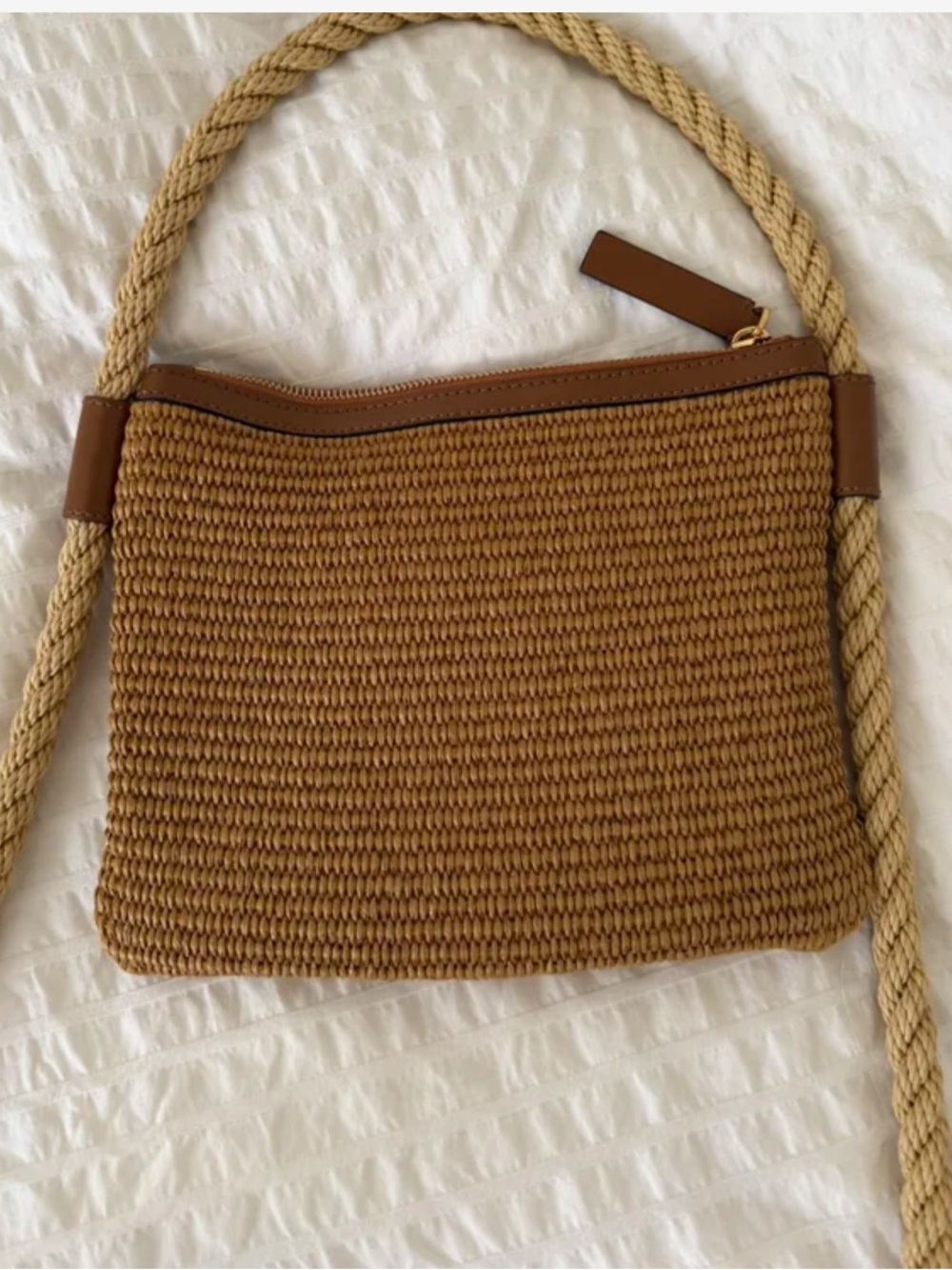 Marni Marcel Logo Embroidered Crossbody Bag - Picture 6 of 6